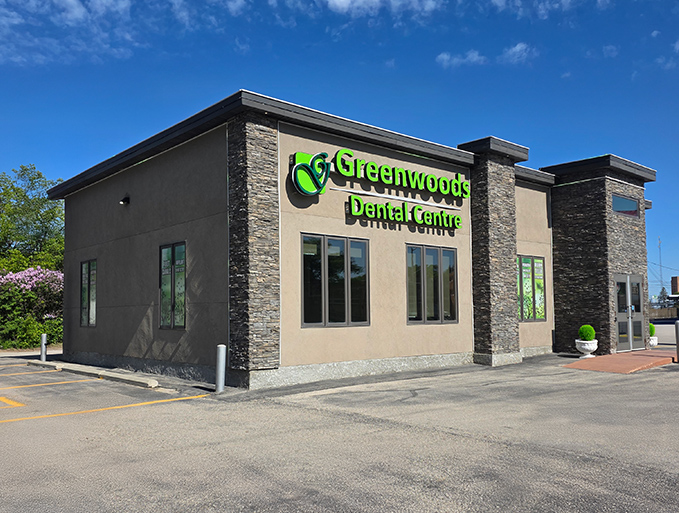 1531 Pembina Hwy